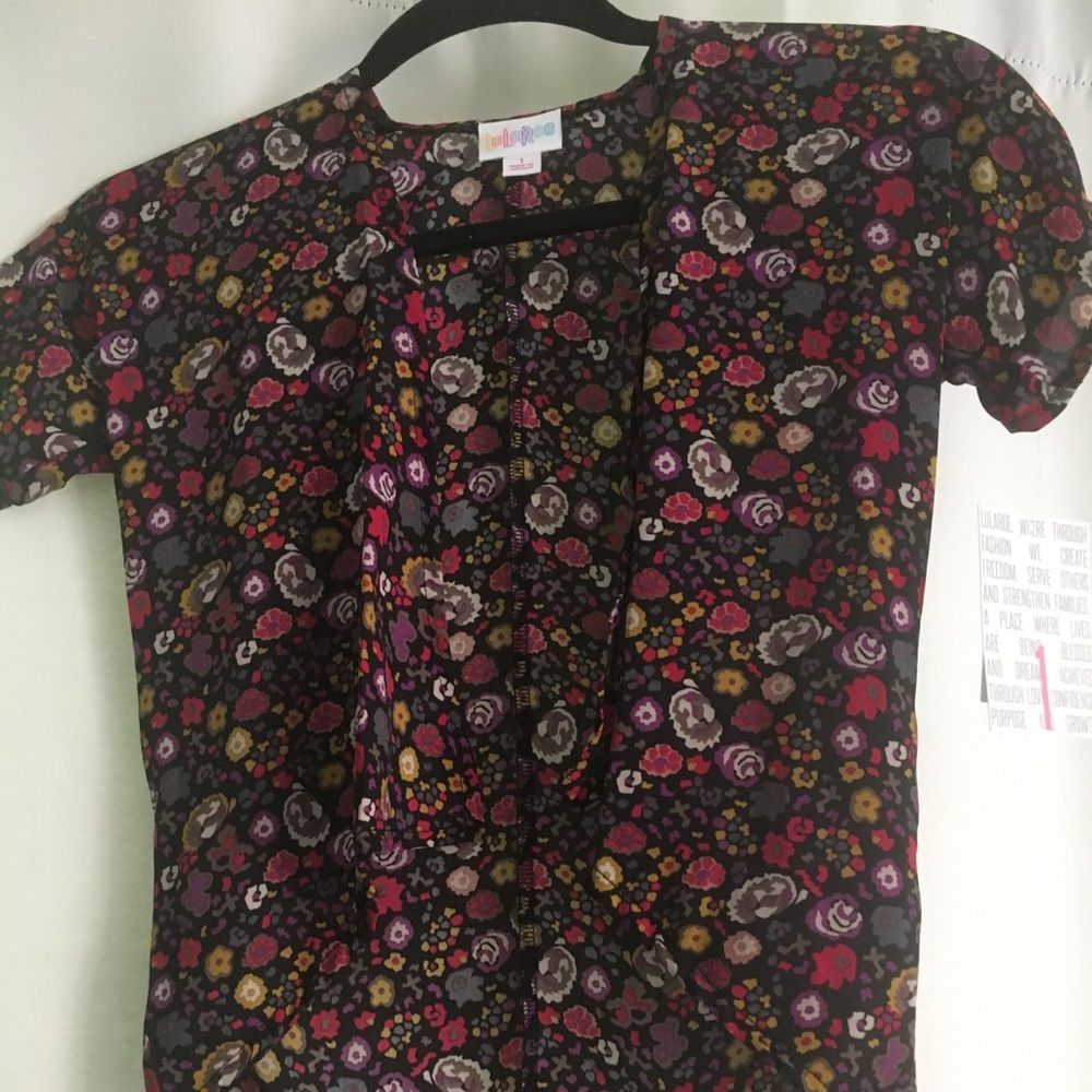 Petite & Children’s Cover Up Size Small- BWNT